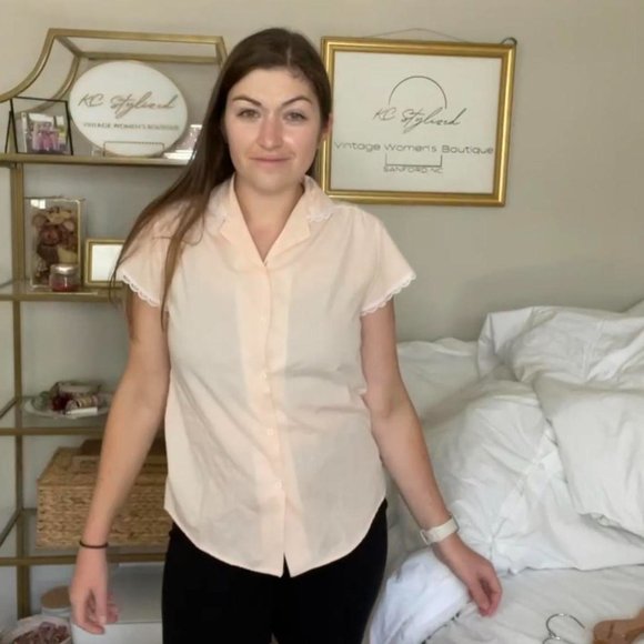 Vintage 1960's Peach SS Button Up with Lace Trim, Size S - Picture 3 of 4